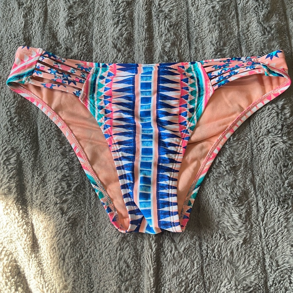 Kenneth Cole Bikini Bottoms